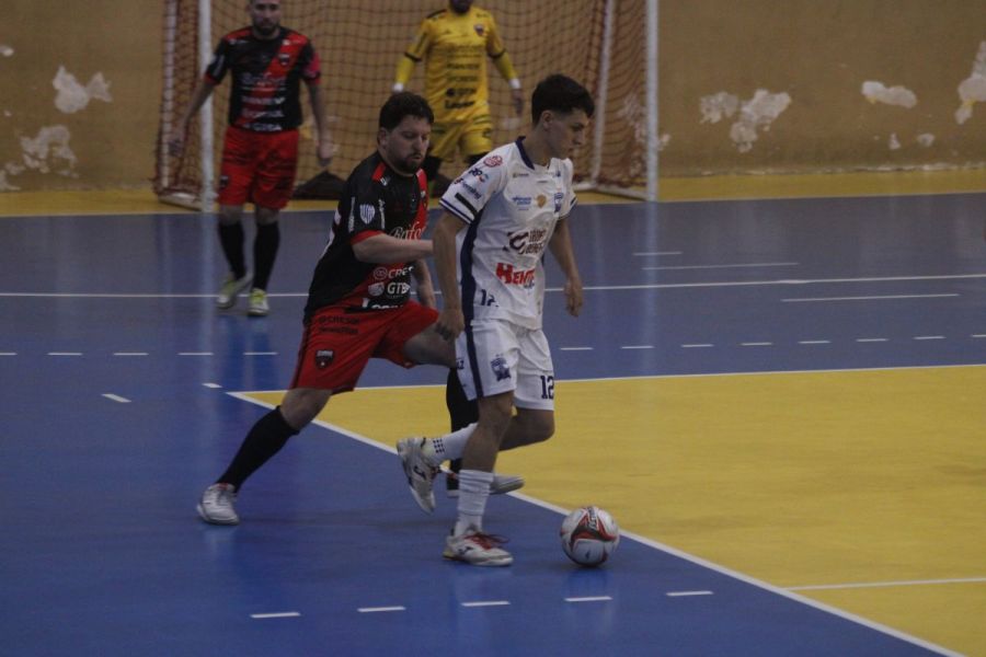 Gabriel-Horizontal-2