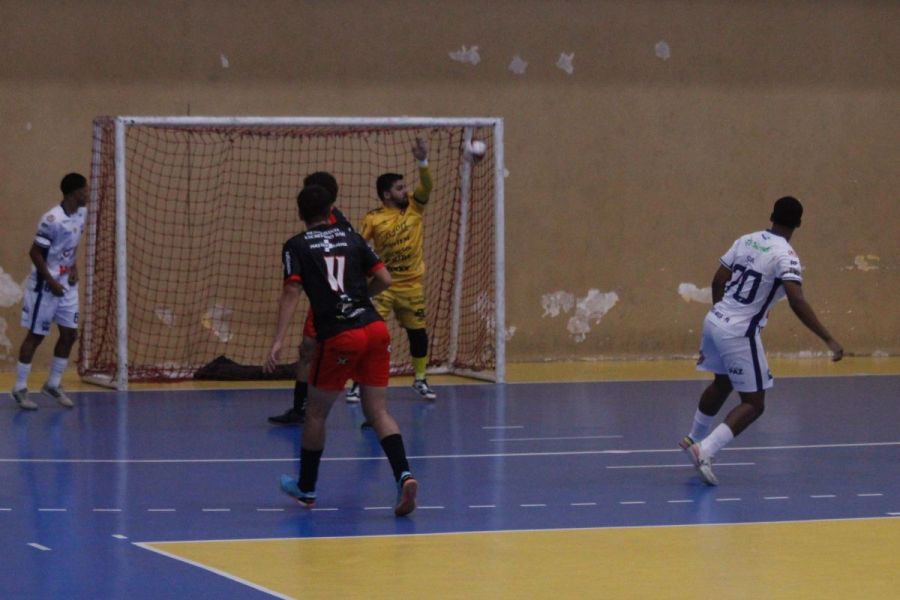 Gabriel-Horizontal-5