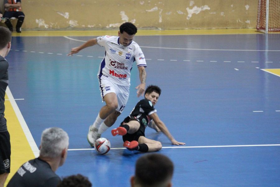 Gabriel-Horizontal-1-2