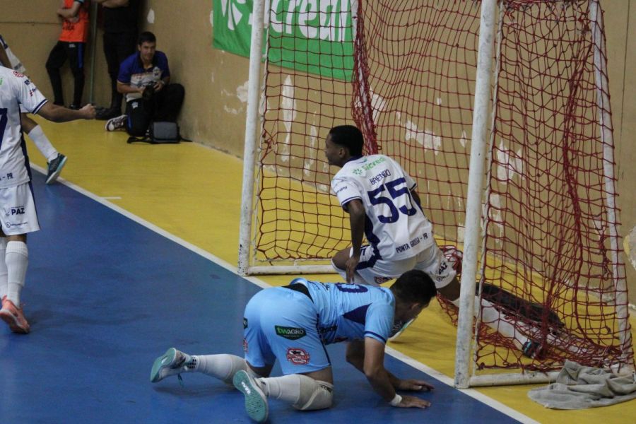 Gabriel-Horizontal-5-1