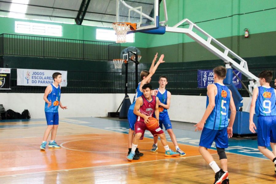 Castro encerra a final B dos 68° Jogos Escolares do Paraná campeão no  basquetebol