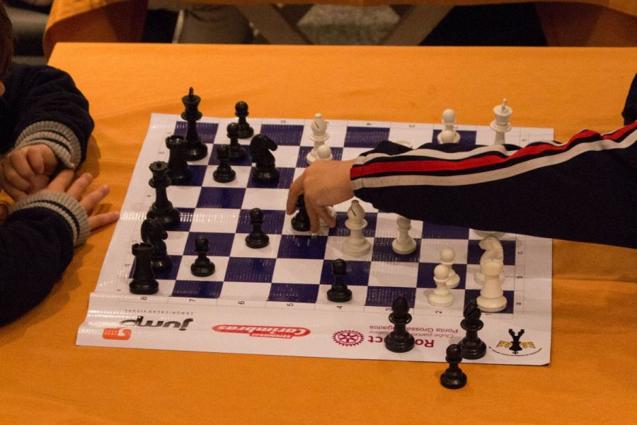 Ponta Grossa é campeã e vice do xadrez nos 30º JOJUPs